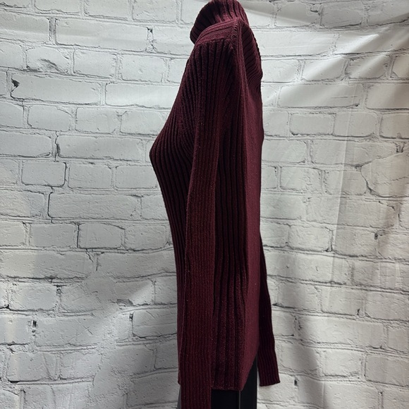 Apostrophe sparkly burgundy ribbed turtleneck sweater - Picture 6 of 6